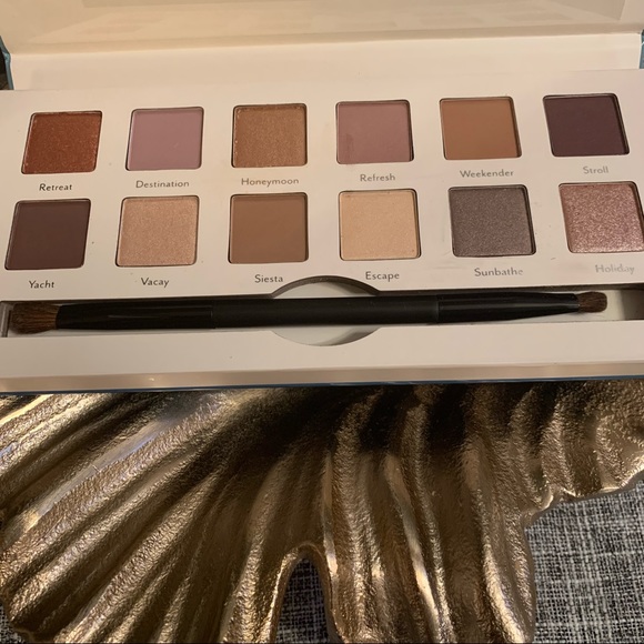 cargo Cosmetics Take Me Away Eye Shadow Palette - Picture 3 of 4